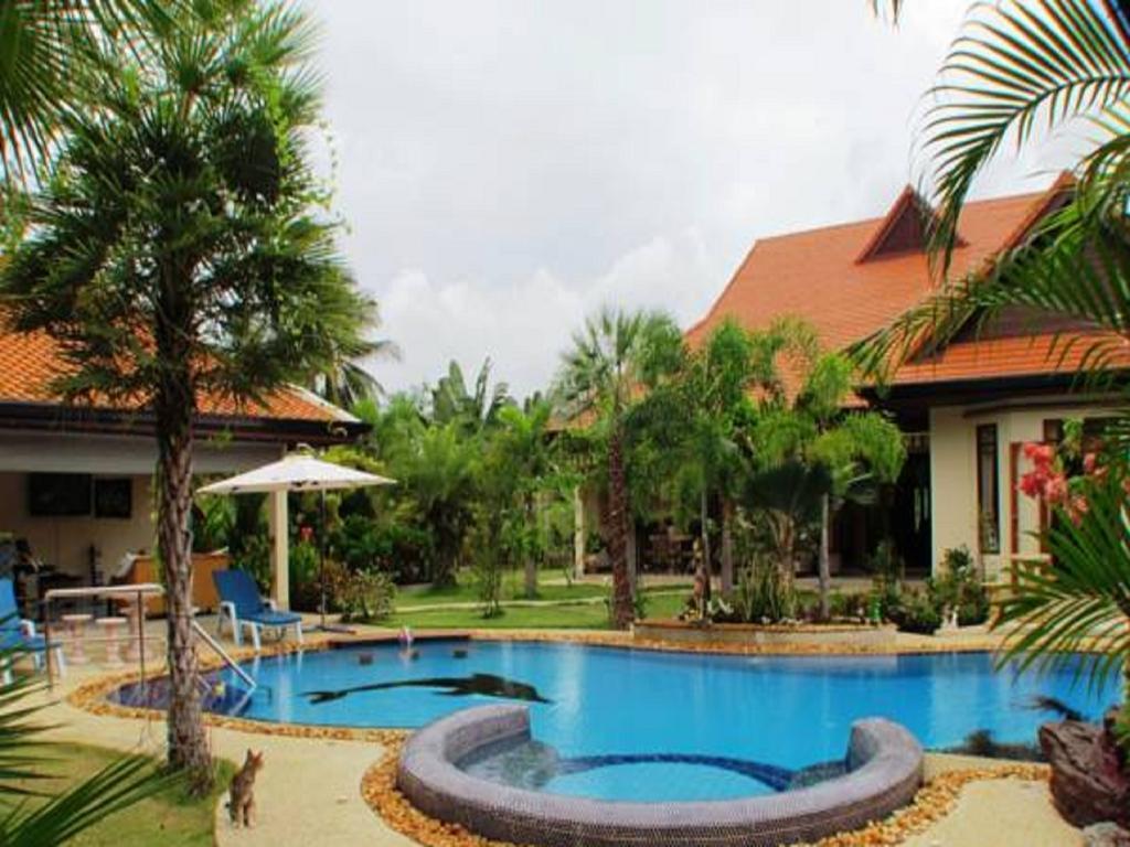 Relaxing Palm Pool Villa And Tropical Garden Bang Lamung Room photo